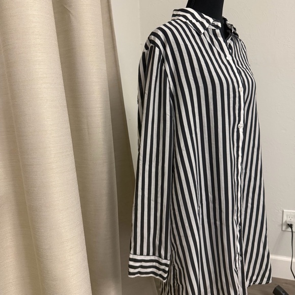 Summersalt Striped Black and White Swim Cover-Up - Picture 3 of 7